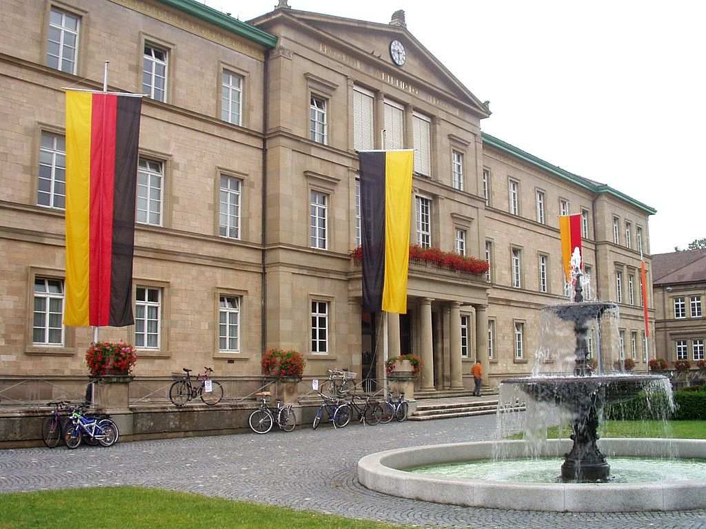 دانشگاه توبینگن Eberhard Karls Universität Tübingen
